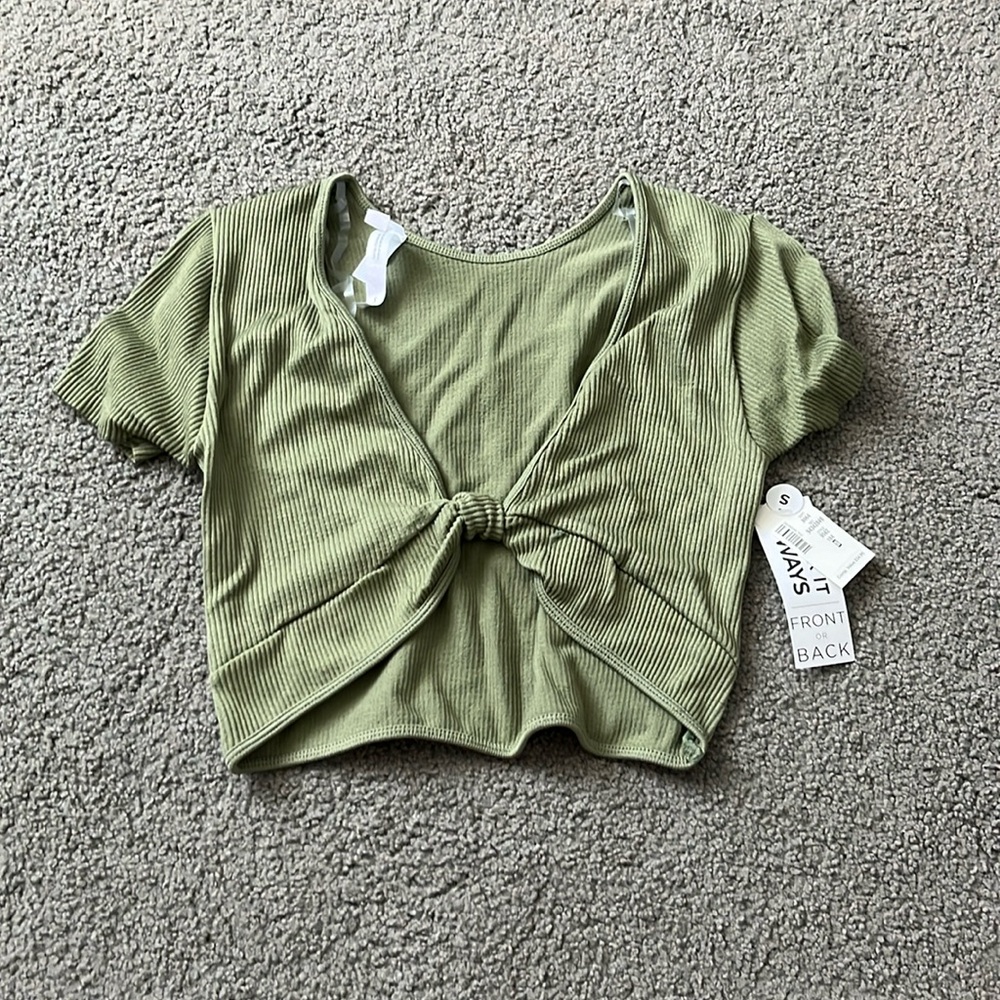 Aeropostale Green Reversible Cropped shirt